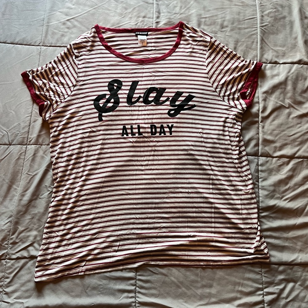 Plus Size Women’s Graphic Shirt